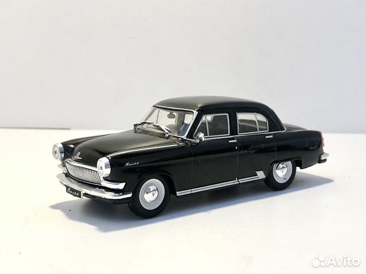 Модель автомобиля Черная Волга Газ-21