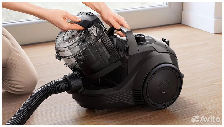 Bosch Пылесос циклонный BGC21X300