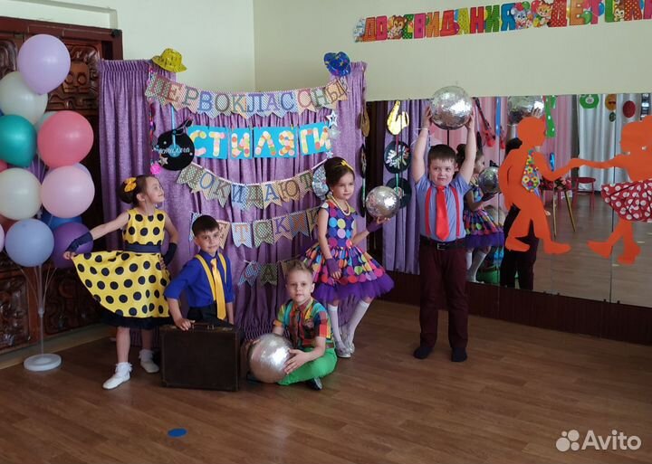 Стиляги прокат выпускной фотозона пластинки