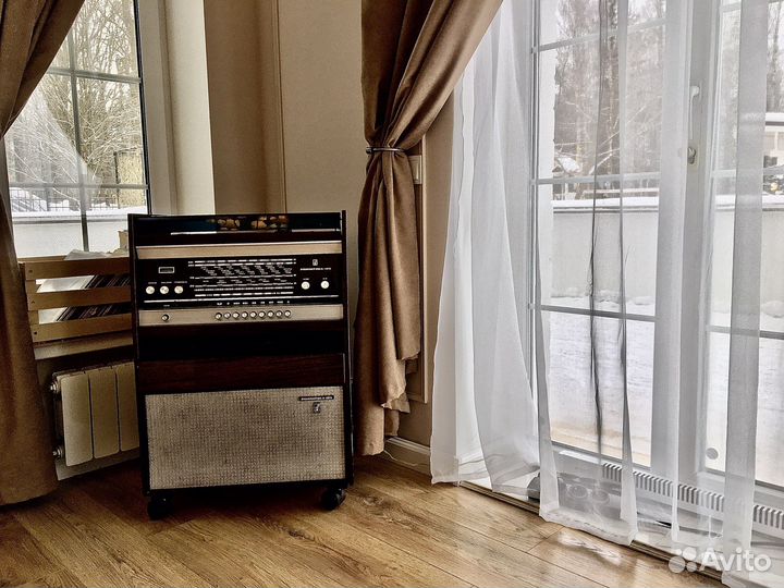 Ретро проигрыватель винила Романтика 105