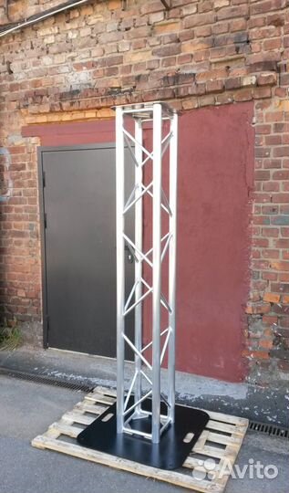 Алюминиевые фермы. Световые тотемы. Сцены