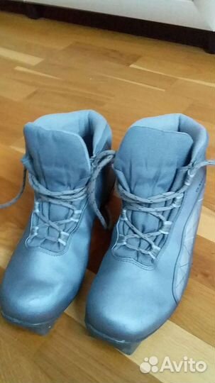 Лыжные ботинки