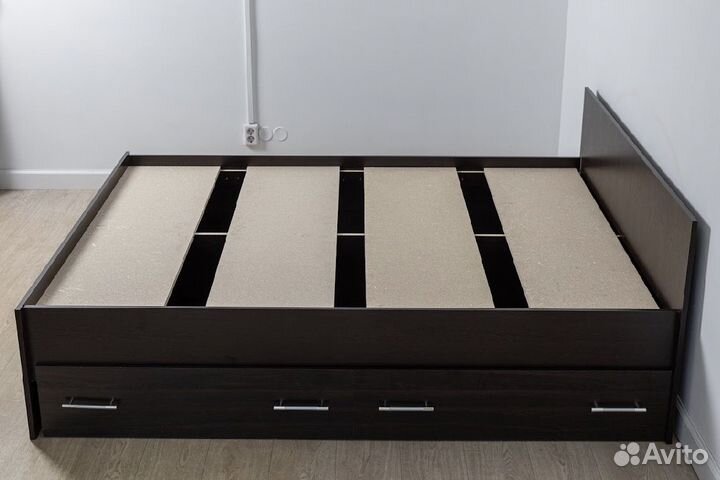 Кровать двуспальная новая