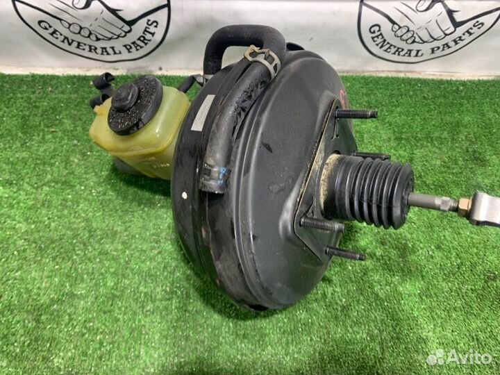 Главный тормозной цилиндр передний Toyota Land