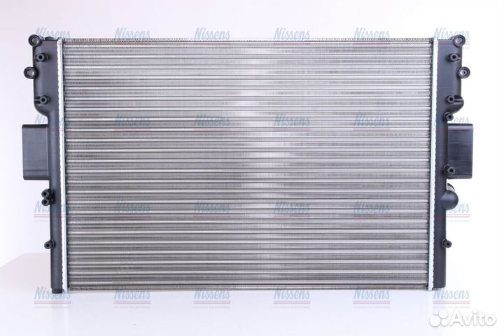 Радиатор 650x440