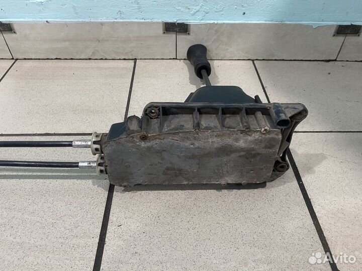 Кулиса Nissan tiida C11