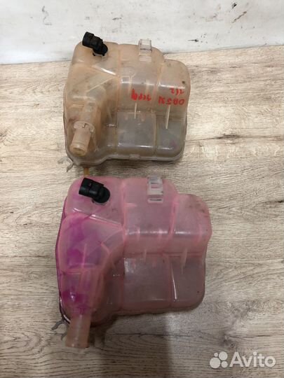 Расширительный бачок Opel Astra j