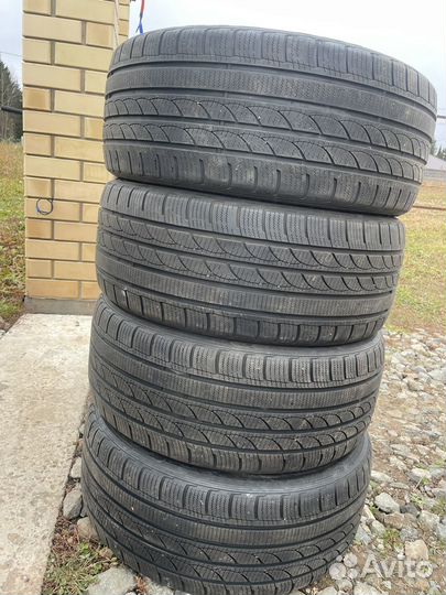 Minerva S210 Ice Plus 245/40 R19