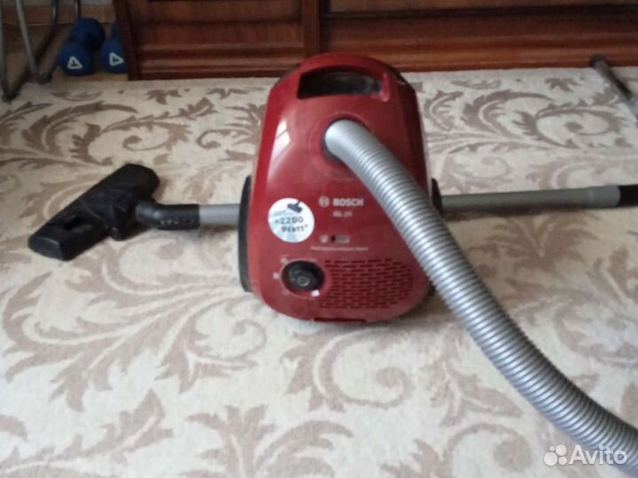 Пылесос Bosch bgl2uc110