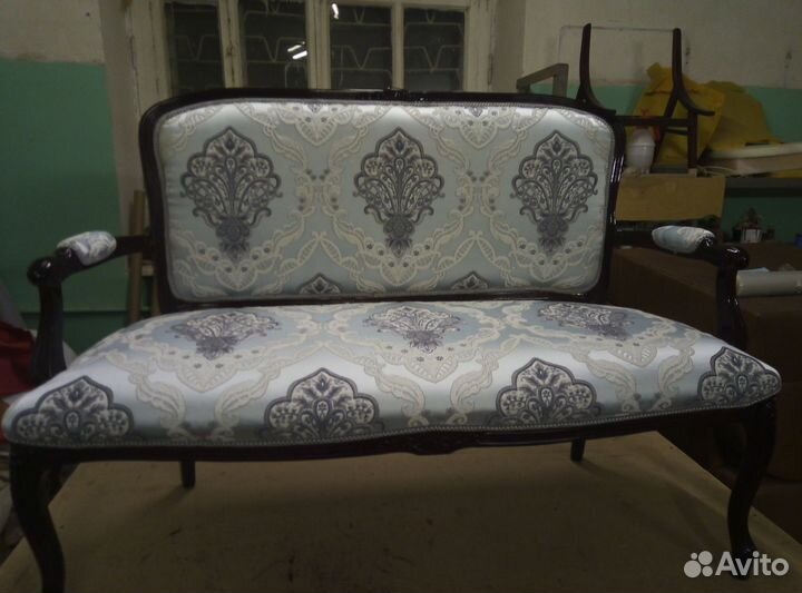 Перетяжка и ремонт мягкой мебели