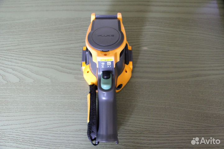 Профессиональный тепловизор Fluke TI400