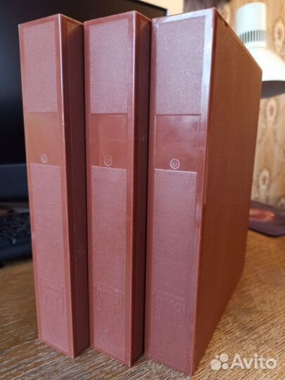 Футляр для книг