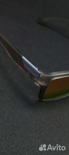 Солнцезащитные очки новые