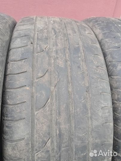 Continental ContiPremiumContact 2 215/55 R17 94