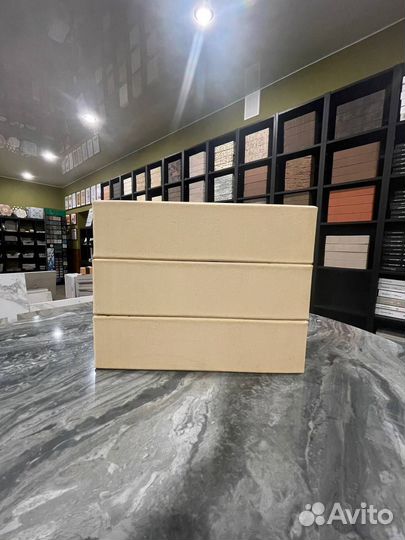 Кирпич керамический слоновая кость гладкий Строма М150