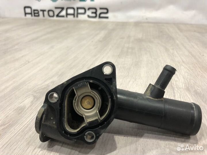 Термостат Renault Megane 2 K9K 2004 2005 2006 2007