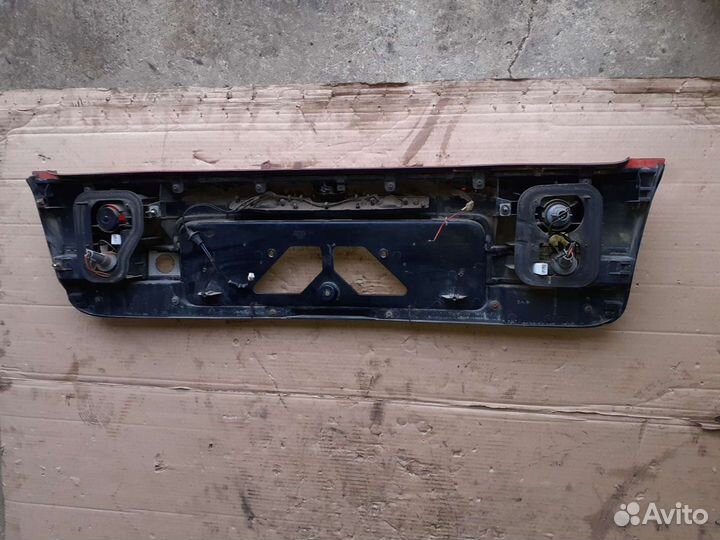 Фонарь задний Центральный Мазда 626 GE хэтчбек