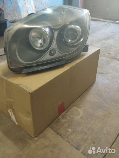 Продам переднюю левую фару Джили Х7 NEW оригинал