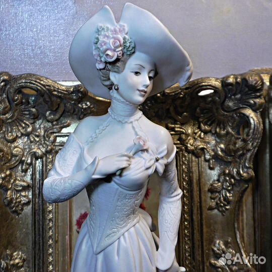 Capodimonte.Armani.Девушка с щенком.Италия.Флоренц