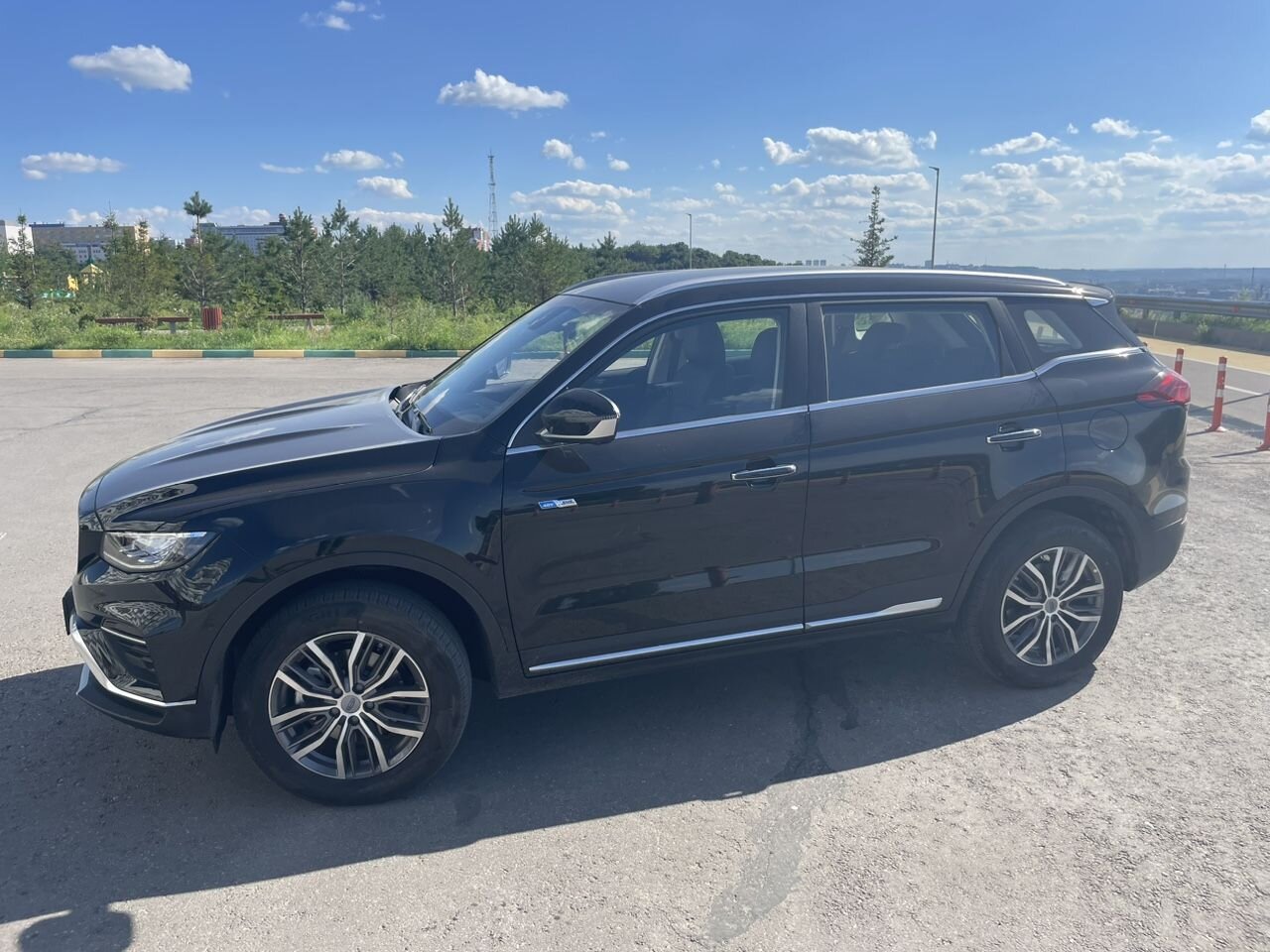 Geely Atlas Pro: фото владельца