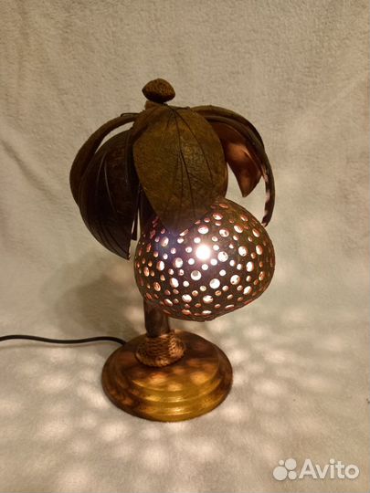 Лампа настольная