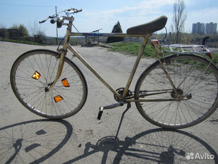 Винтажный велосипед pinarello