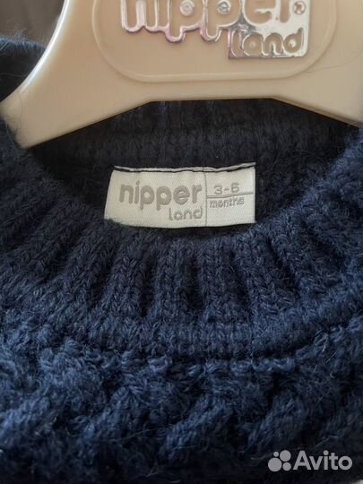 Теплый свитер и брюки темно синего цвета