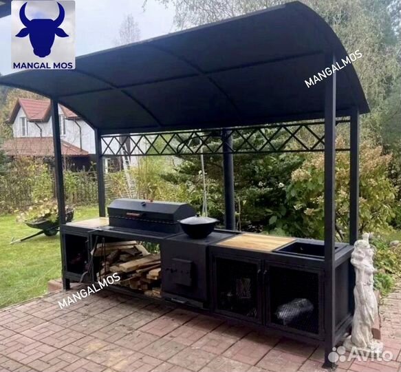 Мангал Loft с крышей и печью