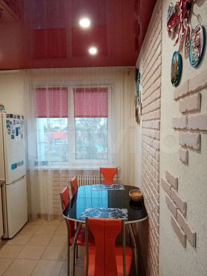 2-к. квартира, 53 м², 4/9 эт.