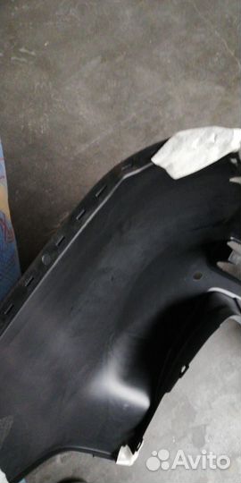 Задний бампер Toyota Land Cruiser 150 5215960971