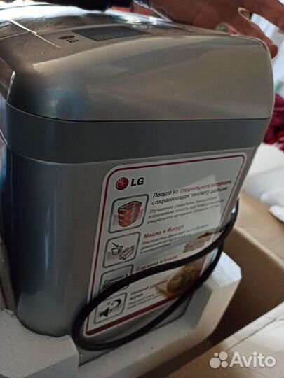 Продам хлебопечку LG