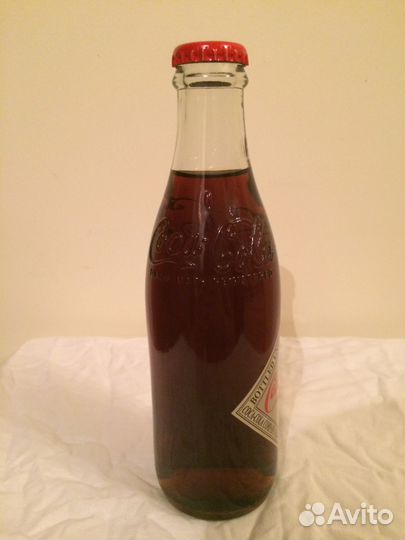 Бутылка Coca-Cola в винтажном стиле