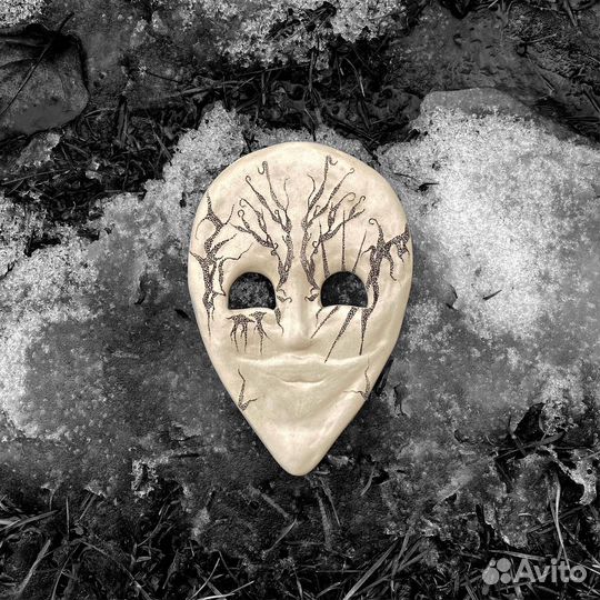 Маска керамическая декоративная