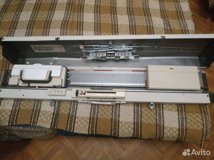 Вязальная машина silver reed Мод.600