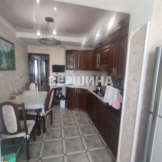 3-к. квартира, 71,8 м², 9/9 эт.