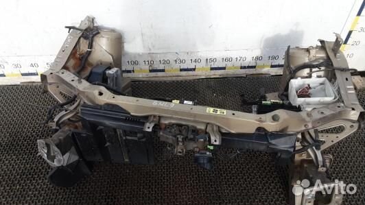 Передняя панель крепления облицовки (телевизор) ni