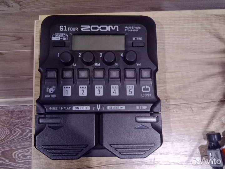 Гитарный процессор zoom g1 four