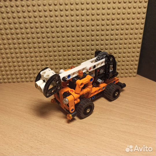 Lego Technic (42088;42084)