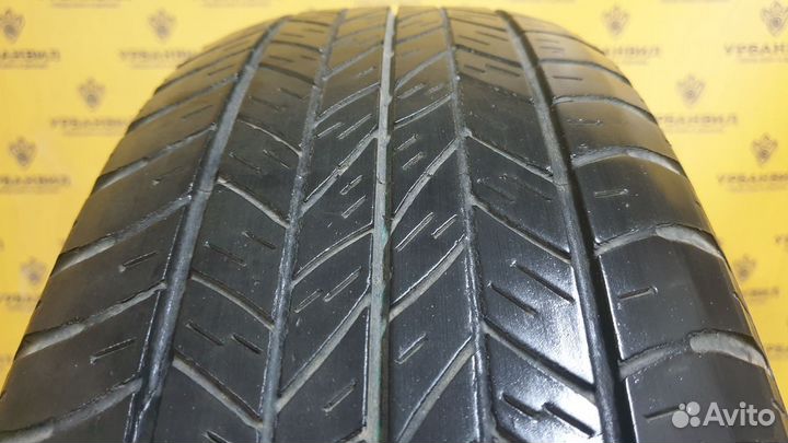Dunlop Grandtrek ST20 215/60 R17 96H