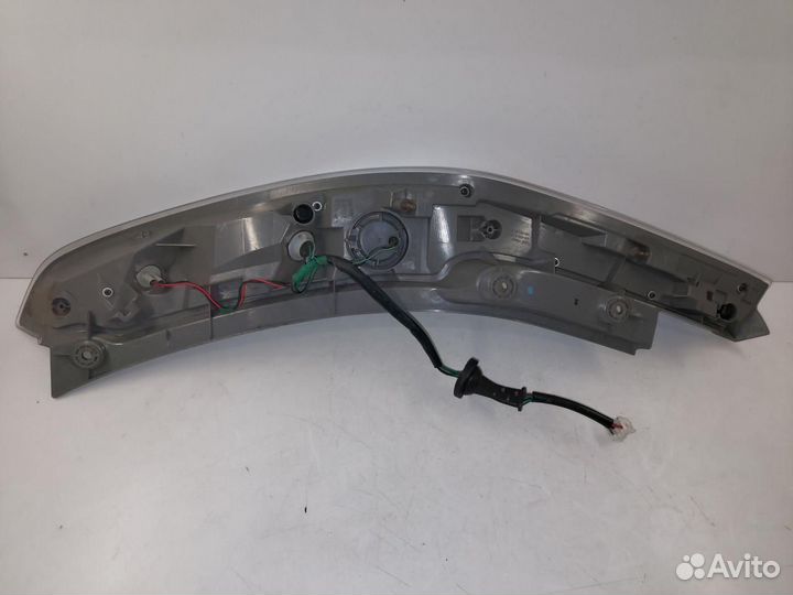 Фонарь задний правый Nissan Leaf ZE0 2014