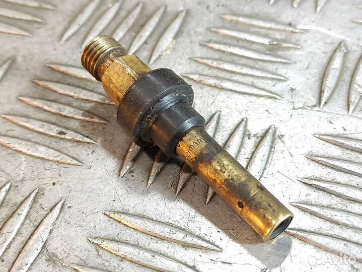 Форсунка двигателя E 124