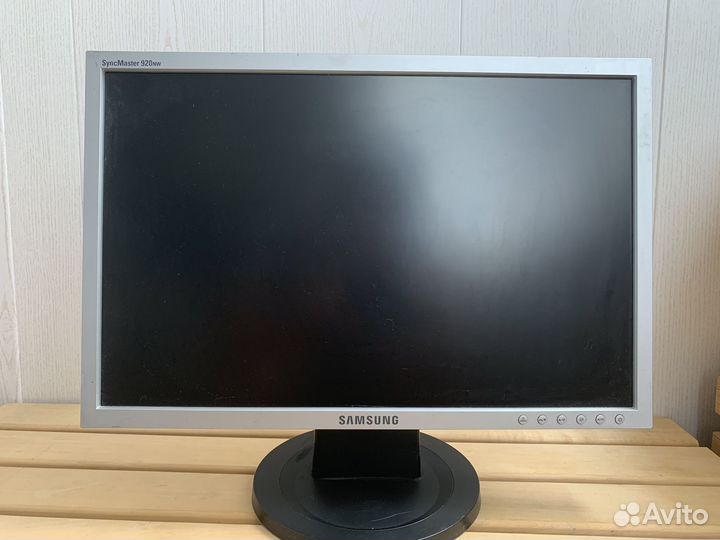 Монитор Samsung SyncMaster 920nw