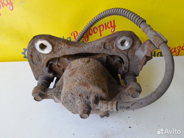 Суппорт передний левый Hyundai Elantra седан G4ED