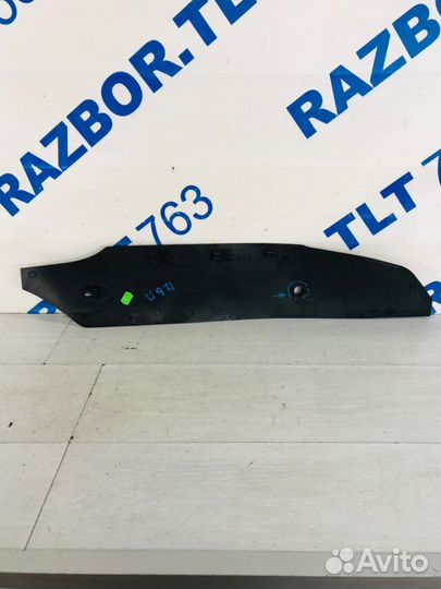 Накладка центральной консоли прав skoda yeti 1 рес