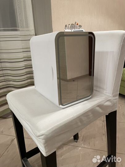 Портативный минихолодильник