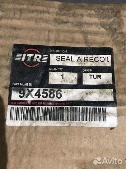 Продам пыльник вилки CAT