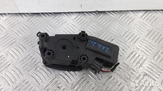 Замок 3-5 двери skoda superb 2 (2NK20GH02)