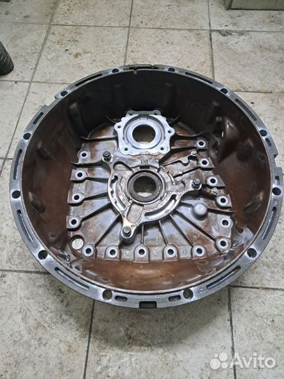 Картер сцепления renault volvo
