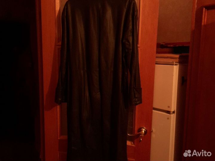 Пальто мужское кожаное