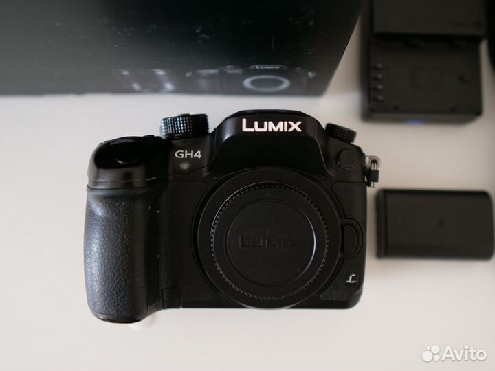 Panasonic Lumix GH4 Body